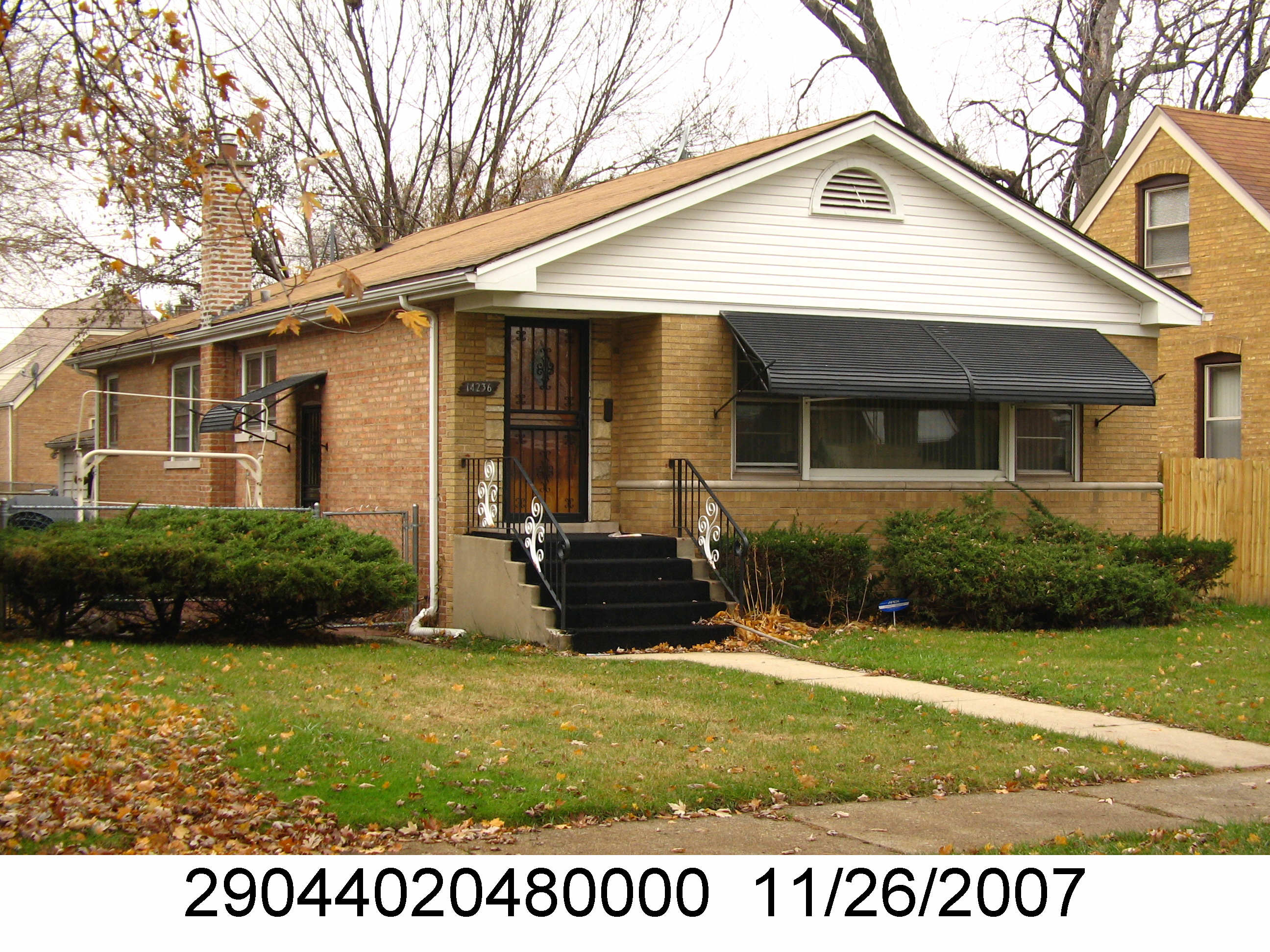 14236 S DEARBORN ST, RIVERDALE, IL 60827 Single family